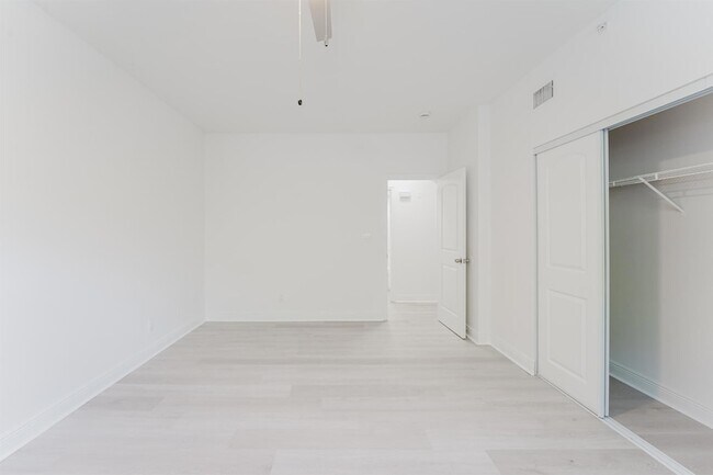 Building Photo - 20889 St Andrews Blvd