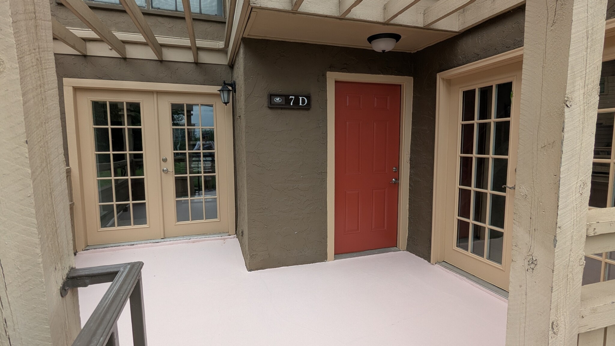 Huge Balcony with French Doors - 5200 Martel Ave