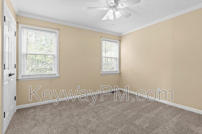 Building Photo - 4851 Appletree Ct