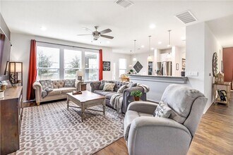 Building Photo - 12309 Calibri Ln