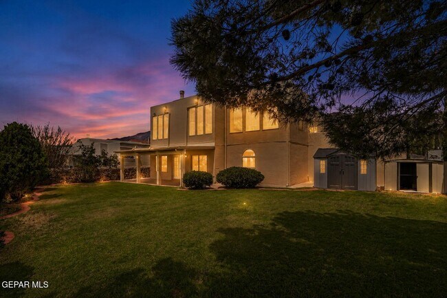 Building Photo - 825 Dulce Tierra Dr