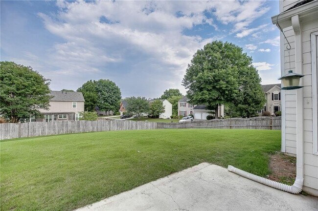 Building Photo - 305 Leatherman Ct