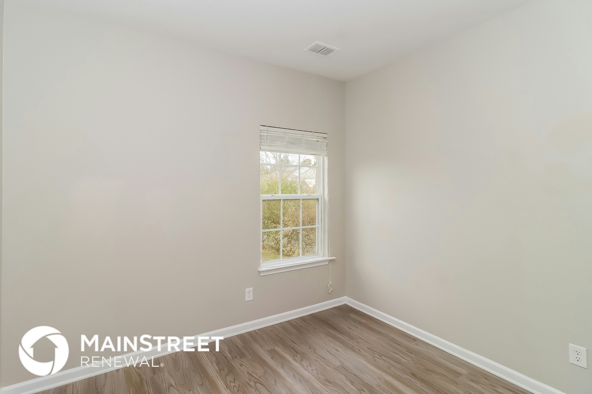 Building Photo - 6431 Hermsley Rd