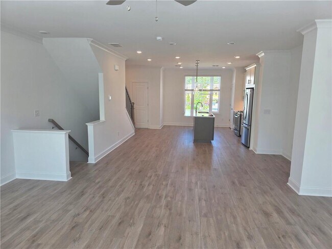 Building Photo - 5426 Howington Ct