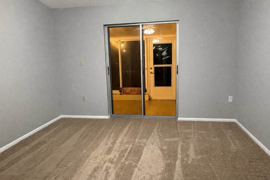 Building Photo - 746 N Jefferson Ave