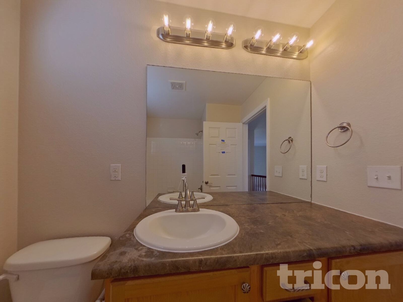 Building Photo - 12742 E 106th Ave