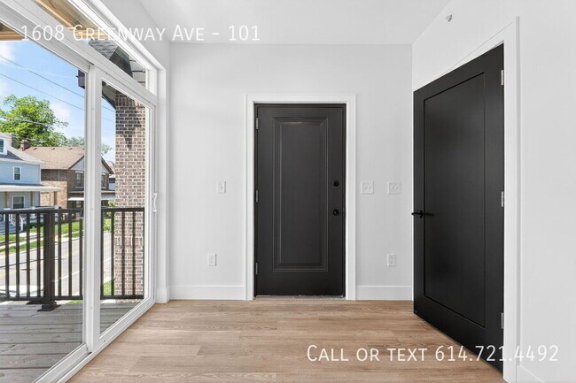 Building Photo - 1608 Greenway Ave