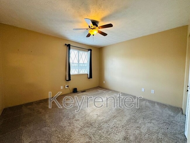 Building Photo - 2705 Sood Rd