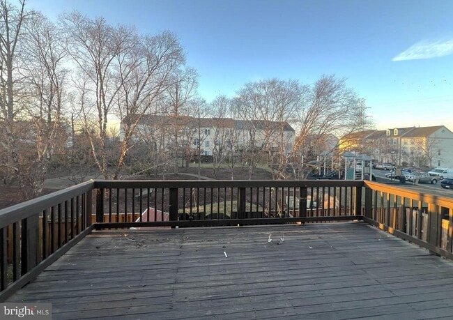 Building Photo - 45504 Trail Run Terrace