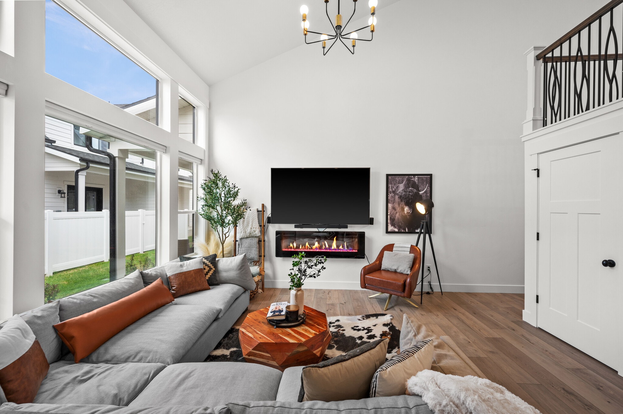 Building Photo - 6799 S 700 E