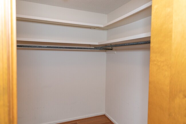 Building Photo - 5156 Mineral Springs Mountain Ave