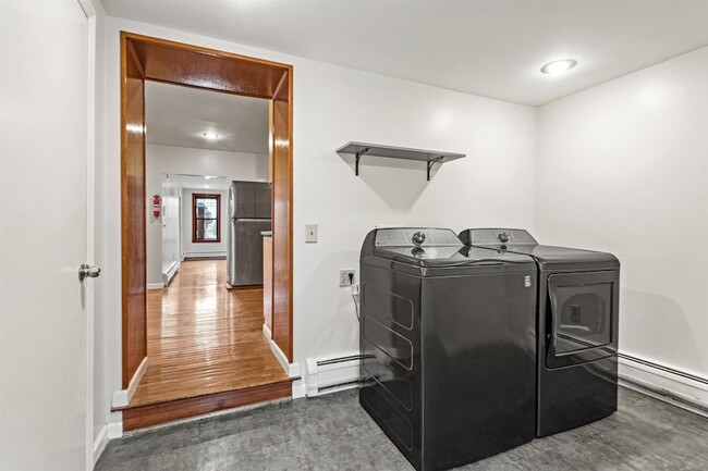 Building Photo - 800 Ocean Ave