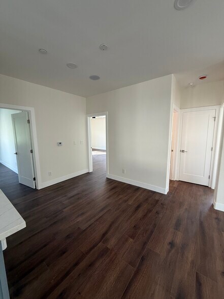 MAIN HALLWAY - 6460 Mary Ellen Ave