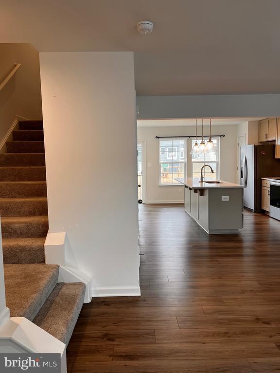 Building Photo - 21 Scrub Pne Ct