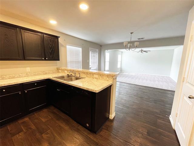 Building Photo - 1544 Chama Dr