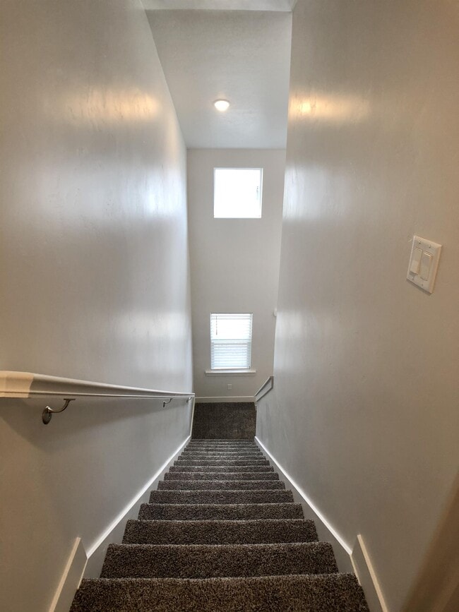 Building Photo - 437 S 1400 E