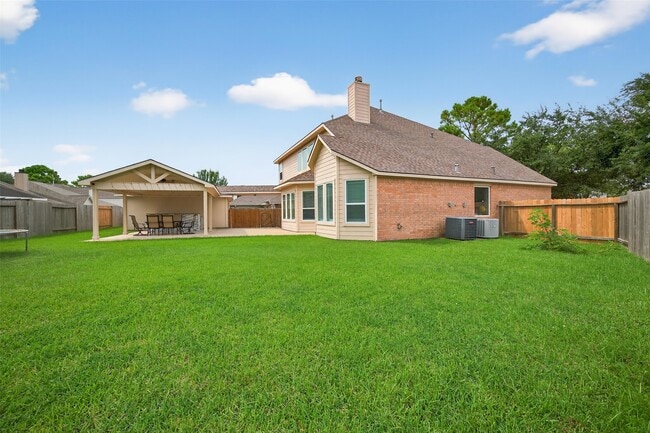 Building Photo - 7203 Thornmeadow Ln