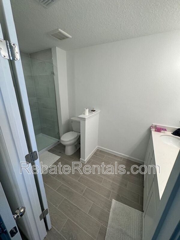 Building Photo - 347 Belfort Ct