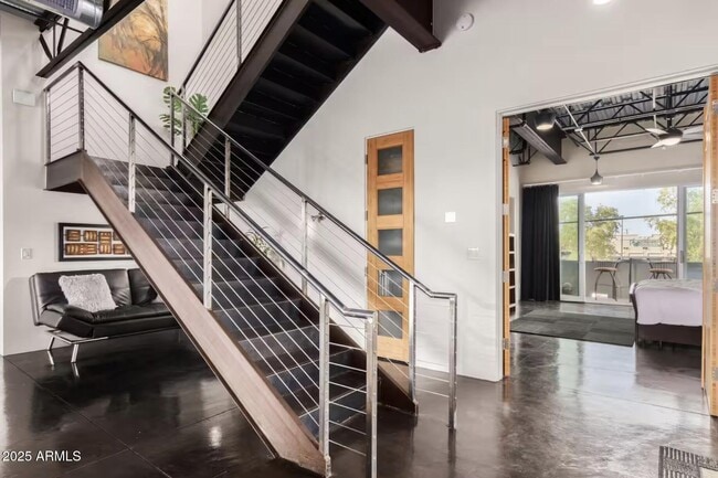 Building Photo - 7020 E 1st Ave