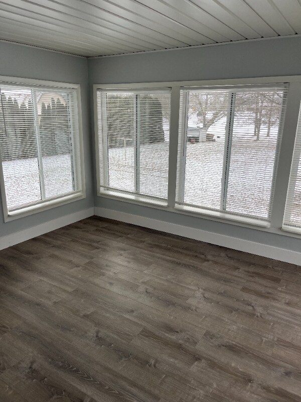 Building Photo - 868 Dick Rd