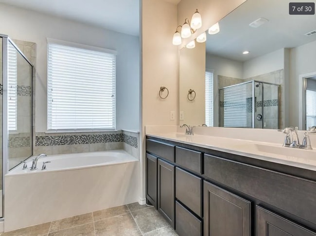 Building Photo - 15720 Prairie Grass Ln