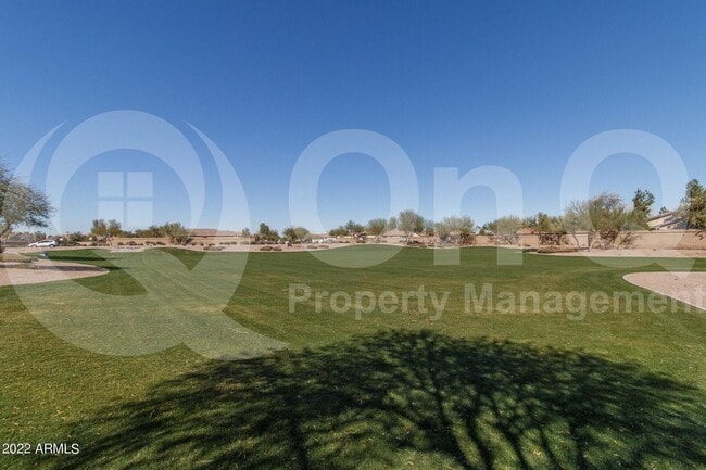Building Photo - 1686 W Paisley Dr