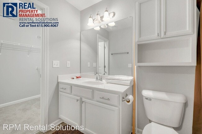 Building Photo - 2 br, 2.5 bath House - 3511 Nightshade Dr.