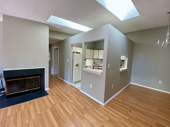 Building Photo - 177 Rachel Ct