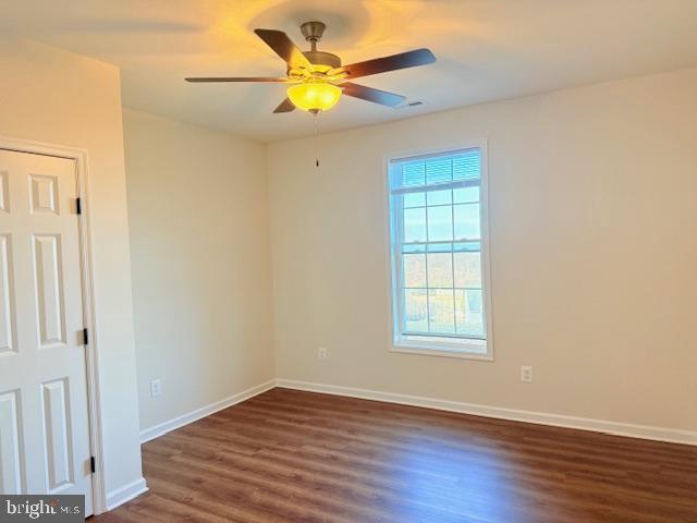 Building Photo - 1370 Elm St