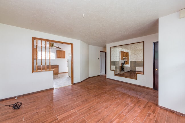 Building Photo - 2030 Wright Ave