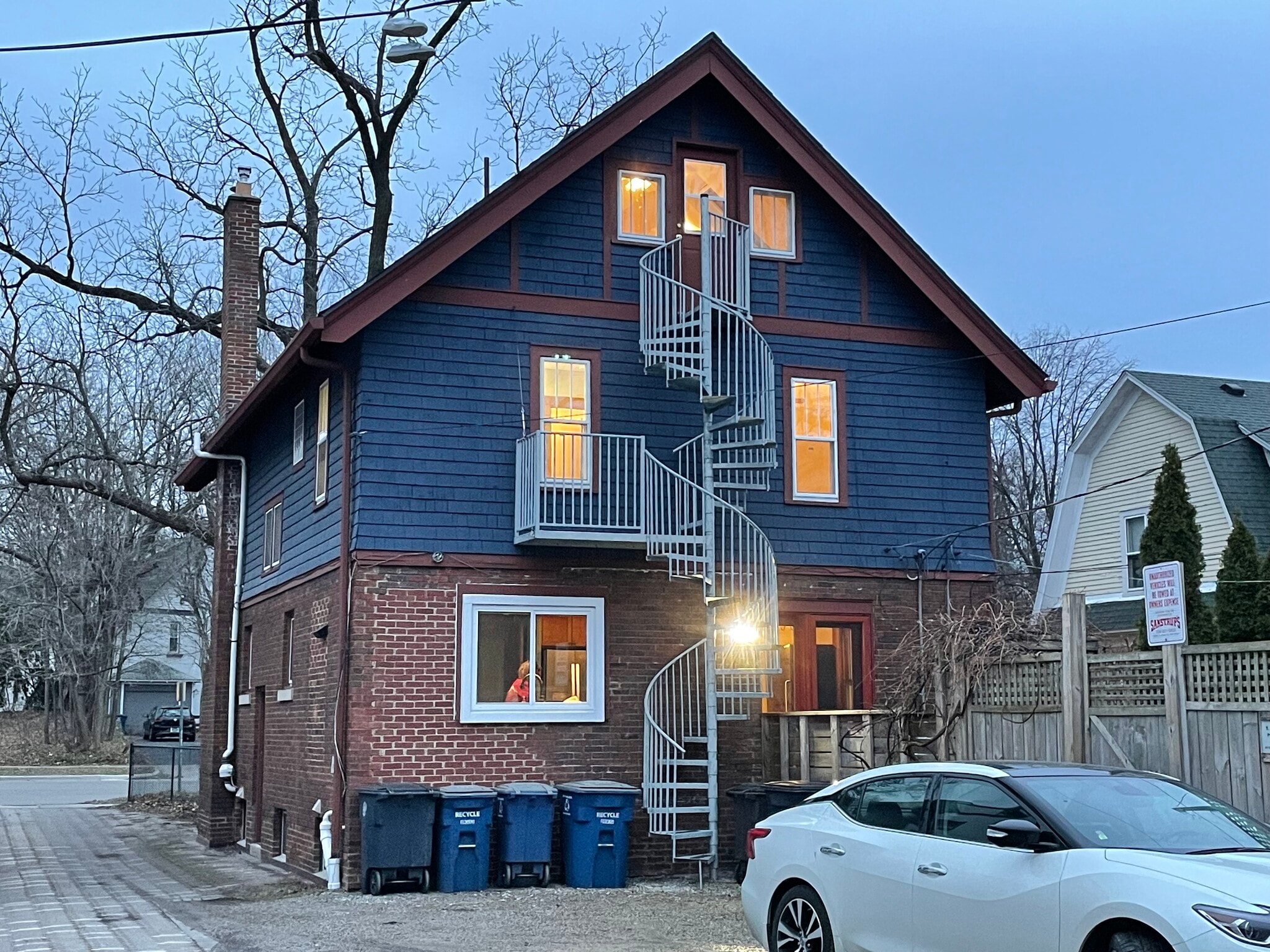 House - 1010 S Forest Ave