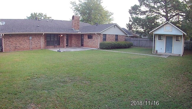 Building Photo - 611 Turtle Creek Dr