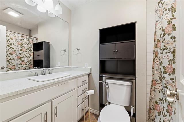 Building Photo - 1117 Glyndon Dr