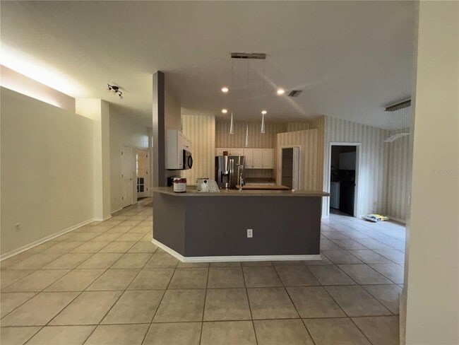 Building Photo - 10132 Heather Sound Dr