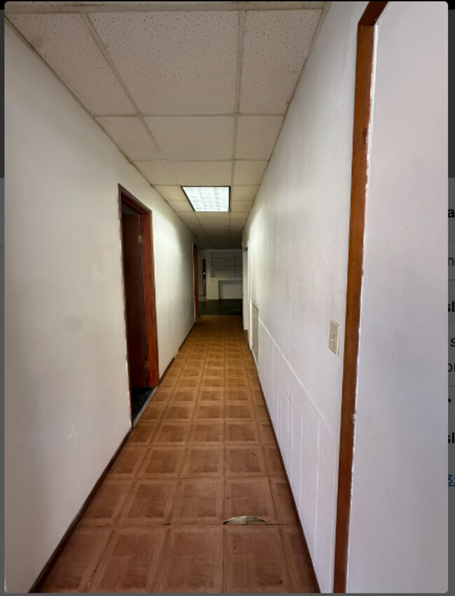 Building Photo - 446 McKean Ave