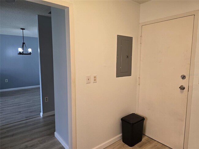 Building Photo - 2700 Bayshore Blvd