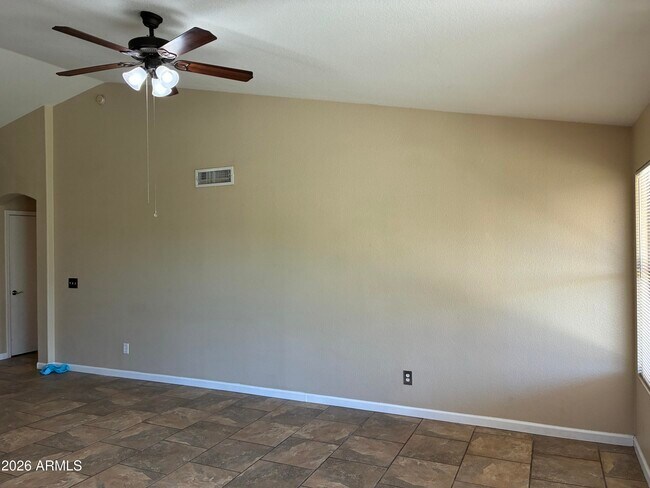 Building Photo - 8981 W Maryland Ave