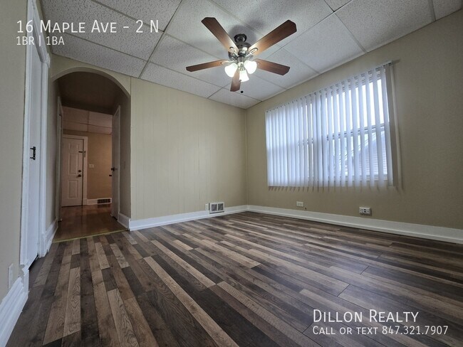 Building Photo - 16 Maple Ave