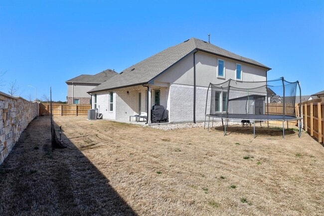 Building Photo - 432 Tinto St