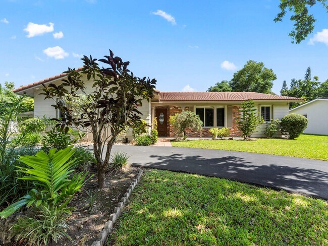 Building Photo - 17223 SW 87th Ave