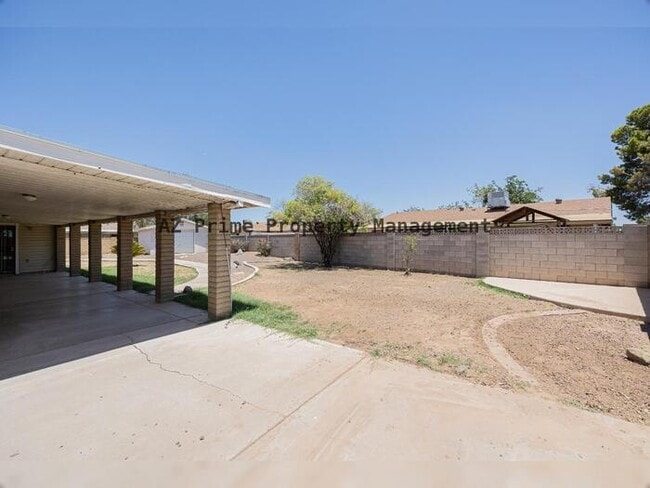 Building Photo - 8616 W Whitton Ave