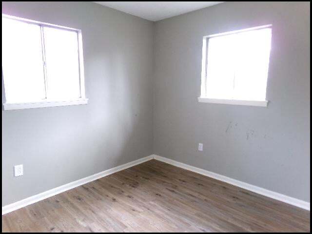 Building Photo - 305 Smart St