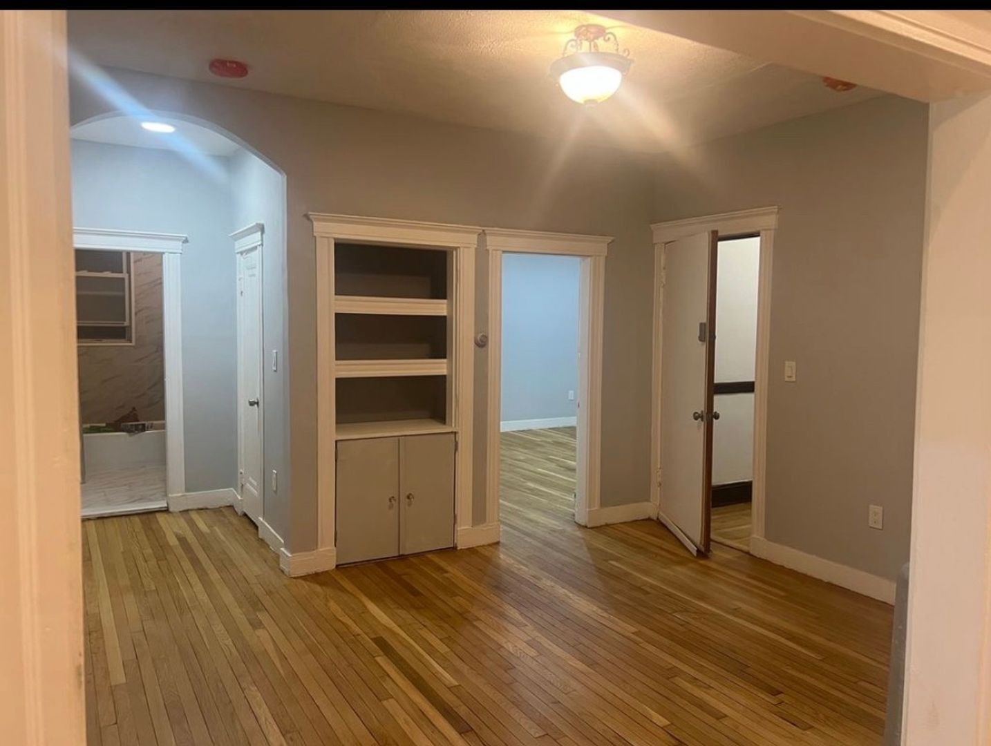 Building Photo - 31 Middleton St