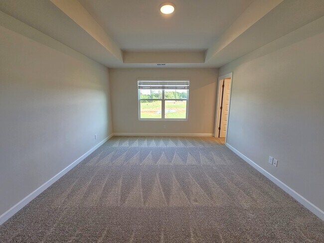 Building Photo - 1522 Yellowwood Ct