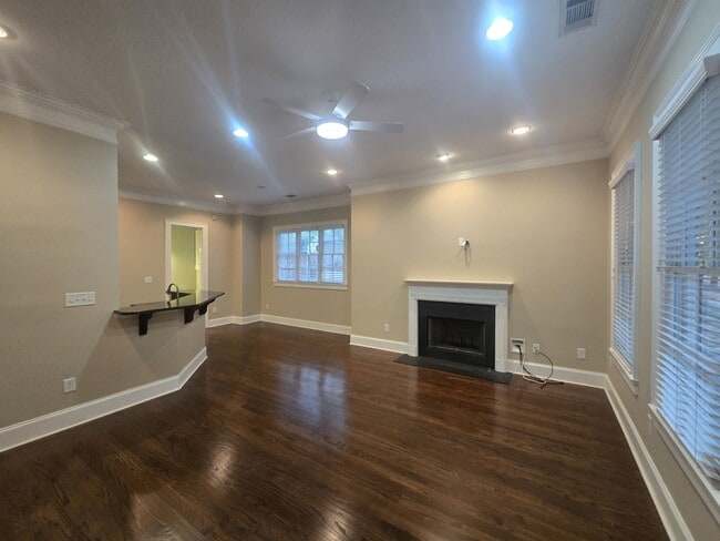 Building Photo - 112 Magnolia Blossom Way