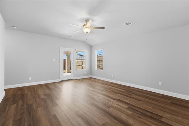 Building Photo - 503 Tidal Dr