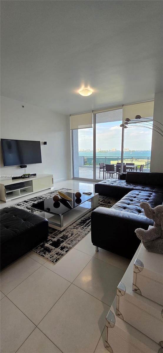 Building Photo - 7901 Hispanola Ave