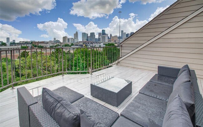 Building Photo - 2020 McGowen St