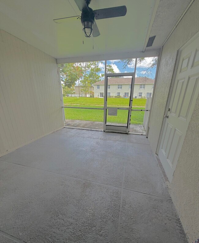 Building Photo - 13790 Bottlebrush Ct