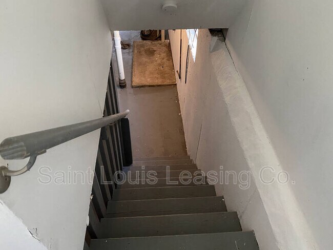 Building Photo - 1658 Kappel Dr